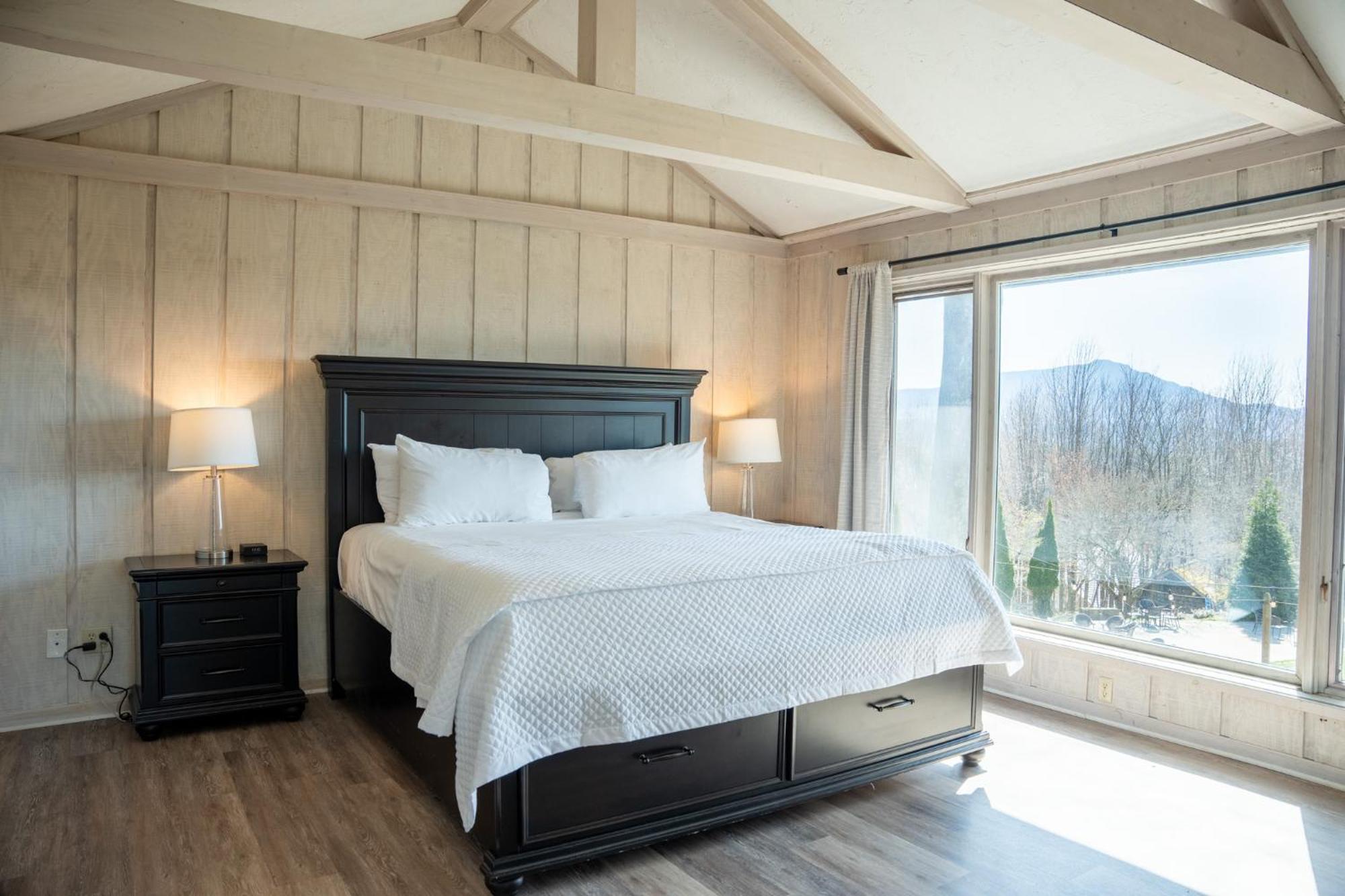 Inn At Crestwood Бун Екстер'єр фото